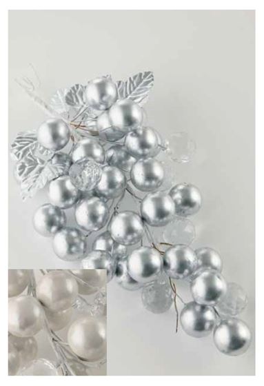 Immagine di Grappolo d'uva in plastica bianca confoglie color argento h.34cm