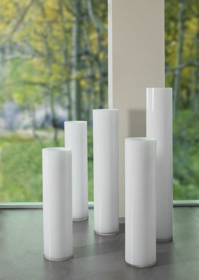 Immagine di Vaso CILINDRO 140 in vetro bianco
D.25cm H.140cm.