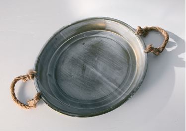 Immagine di Vassoio rotondo c/m corda,grigio,
metallo,29xH3cm