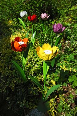 Immagine di Box 6 Portacandela tulipano
metallo col.ass. h.cm46,5xd.12