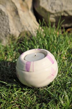 Immagine di Porta t-light rotondo in ceramica, lilla, Diam 8.5; H5.8cm