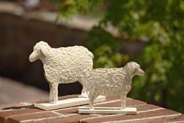 Immagine di S/2 Pecore in metallo crema,
h. cm 12,5 e 17