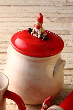 Immagine di Biscottiera GIRL,ceramica,rosso/crema,
mis.14.7x14.7xH16.5cm.
