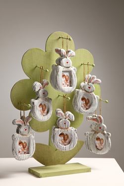 Immagine di Espositore albero+36 cornici coniglio, legno
10x38xH53cm; 15x9x1cm